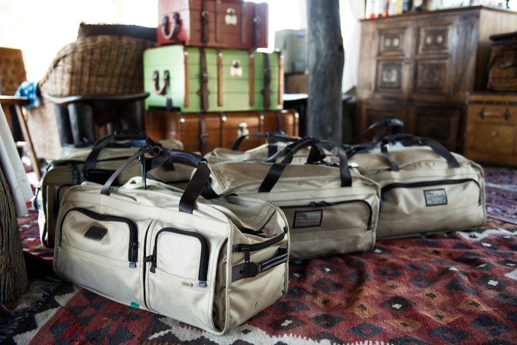 polycarbonate travel bags