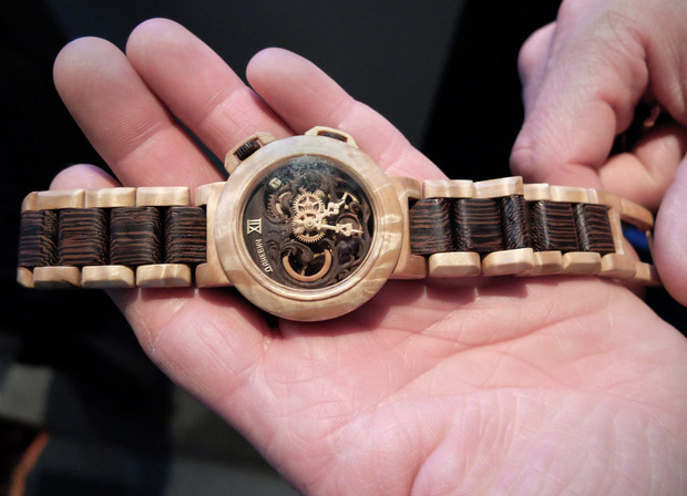 Valerii Danevych | Wooden gear clock, Wooden watch, Wood