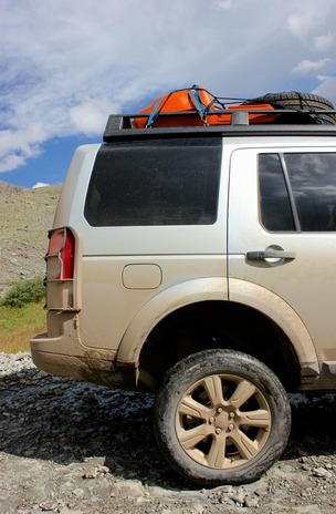 Land-Rover-Exped-USA-lift.jpg