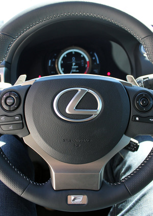 Lexus-F-Sport-Steering-Wheel.jpg