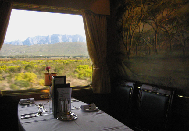 blue-train-south-africa-dining.jpg