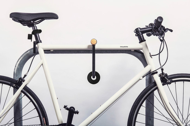 Double-O-bike-light-lock.jpg