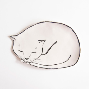 cat-dish-leah-goren-ceramics.jpg