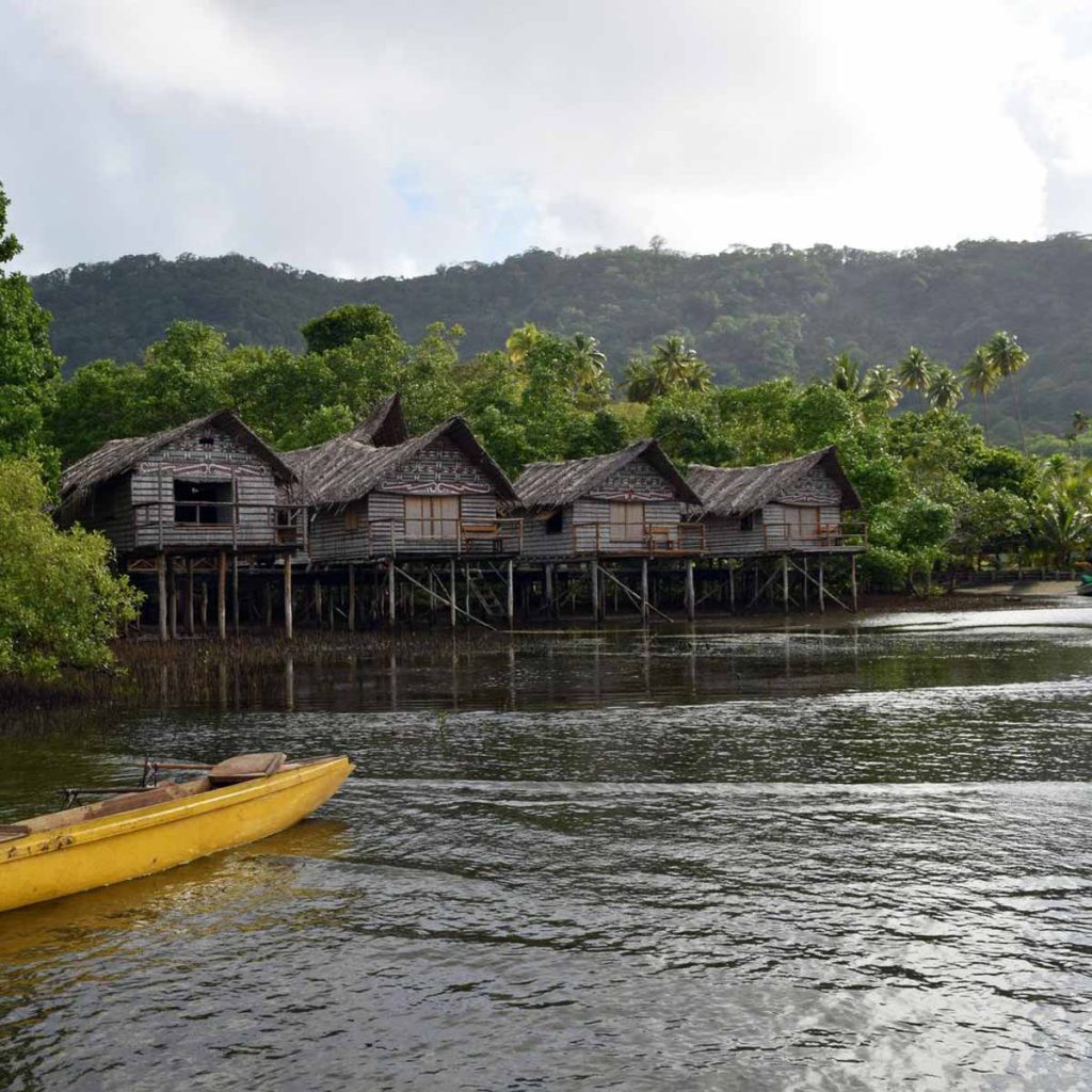 Papua New Guinea's Lake Murray Lodge - COOL HUNTING®