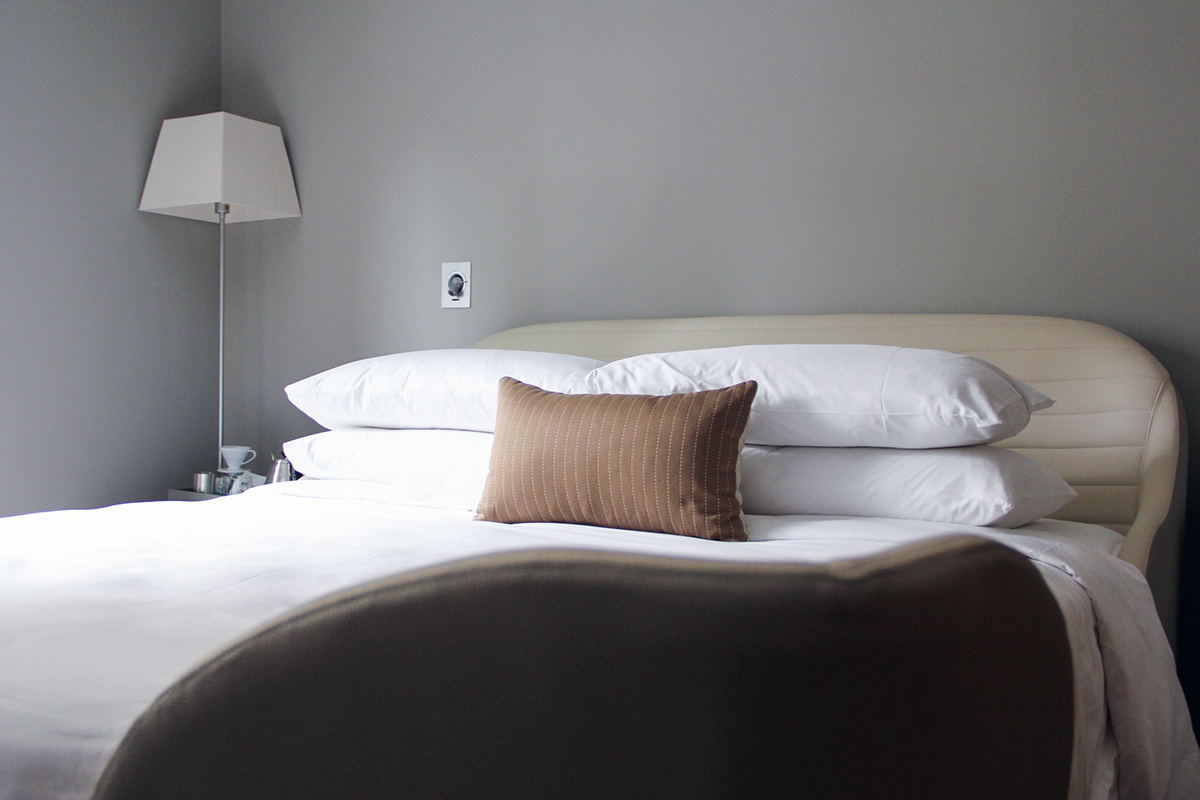 virgin-hotels-room-bed-review-ch.jpg