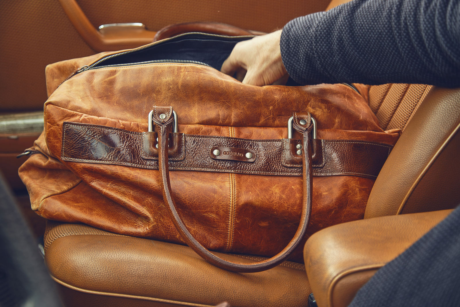 Conrad Men’s Leather Goods - COOL HUNTING®