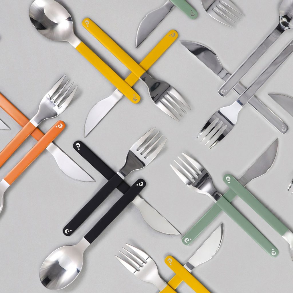 Cliffset's Portable Silverware Set Has a Built-In Dishwasher