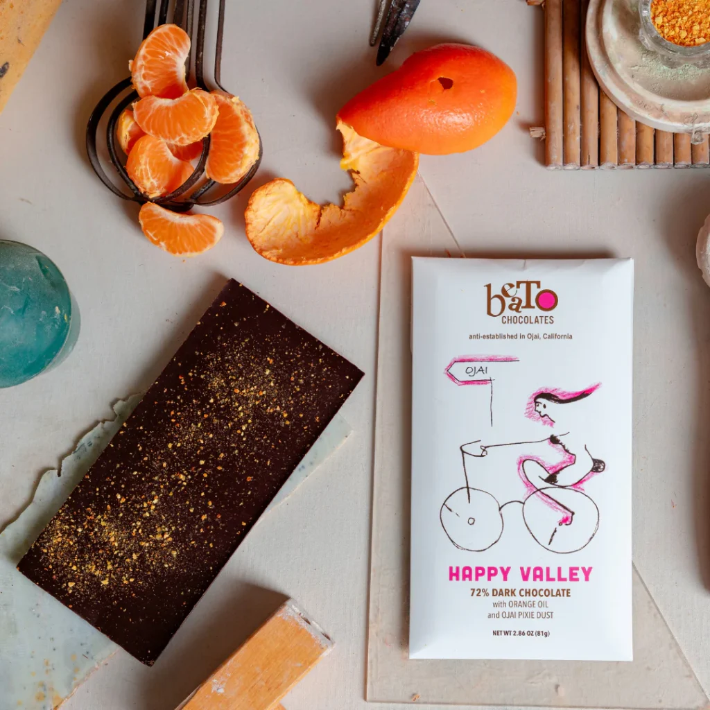 Beato Chocolate's Happy Valley chocolate bar, packing, tangerine peel