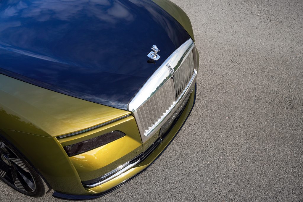 view of grille, headlamp and Spirit of Ecstasy from above